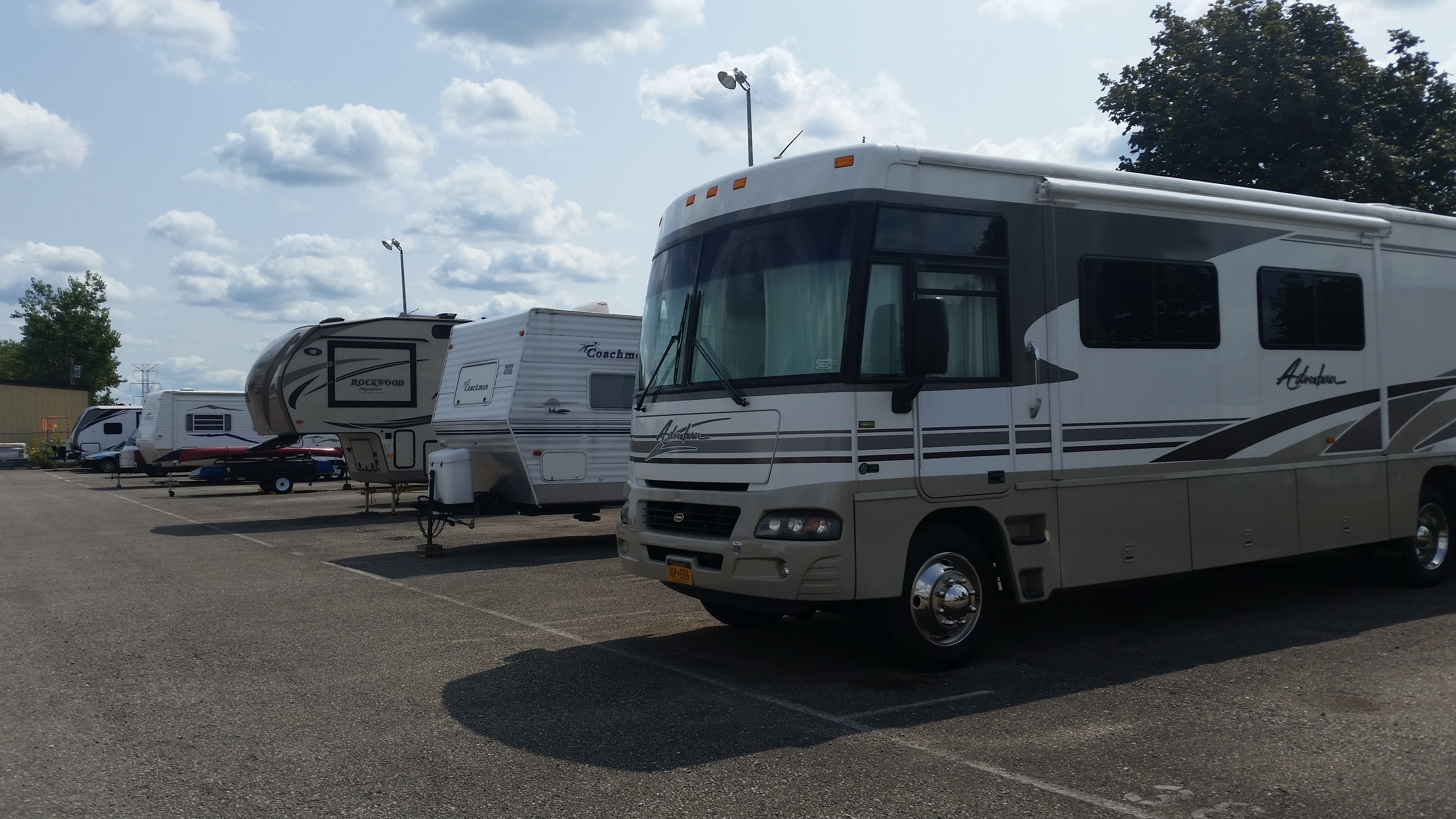 RV Parking in West Seneca, NY 